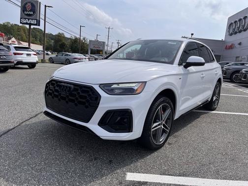 2025 Audi Q5 S line Premium Plus