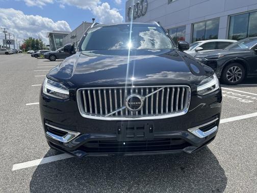 2024 Volvo XC90 Recharge Plug-In Hybrid Ultimate