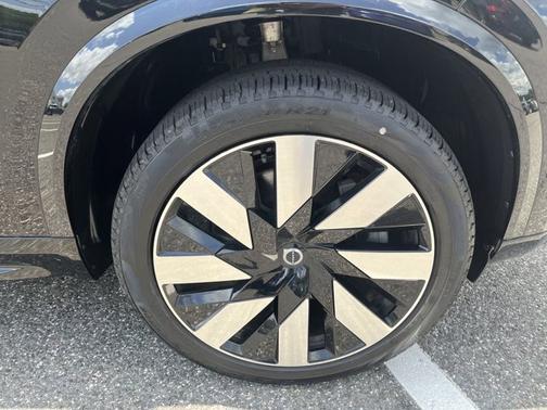 2024 Volvo XC90 Recharge Plug-In Hybrid Ultimate