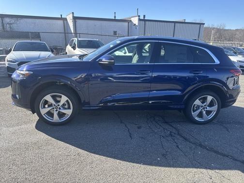 2025 Audi Q5 Premium Plus