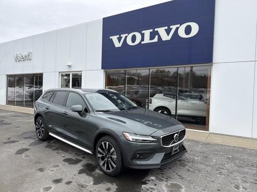 Forest Lake 2026 Volvo V60 Cross Country Ultra Wagon