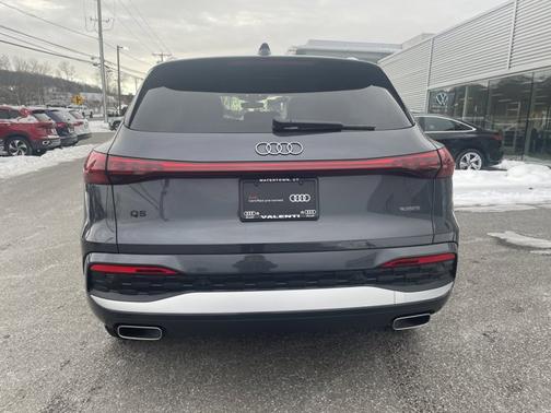 2025 Audi Q5 Premium Plus