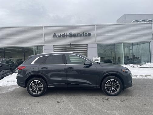 2025 Audi Q5 Premium Plus