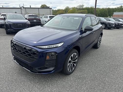 Navarra Blue Metallic 2026 Audi Q3 S line