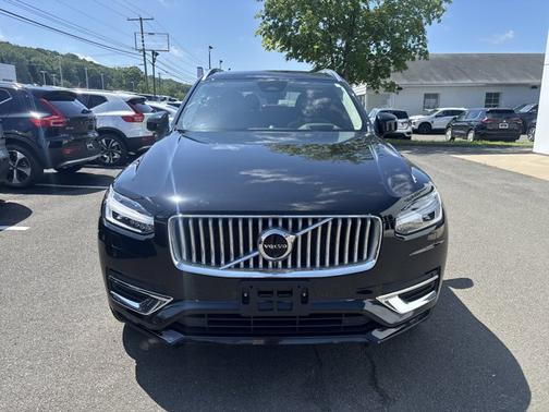 2024 Volvo XC90 Ultimate Bright Theme