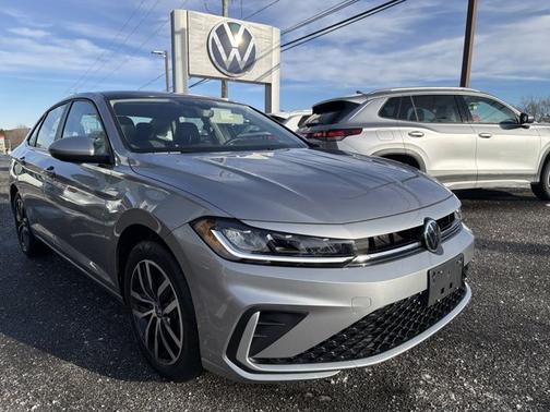 2025 Volkswagen Jetta SE