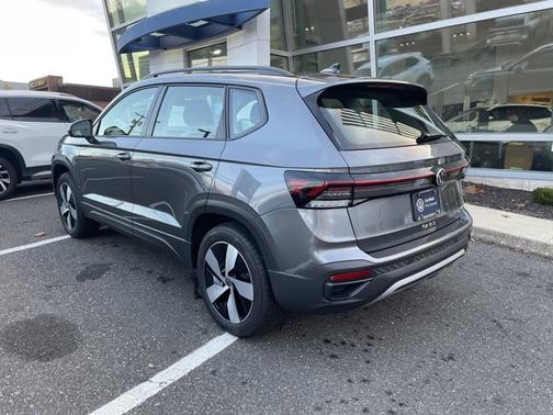 2025 Volkswagen Taos S