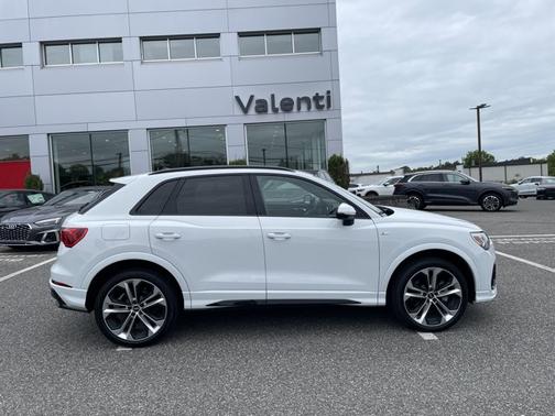 2022 Audi Q3 S line Premium Plus