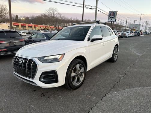 2023 Audi Q5 Premium Plus