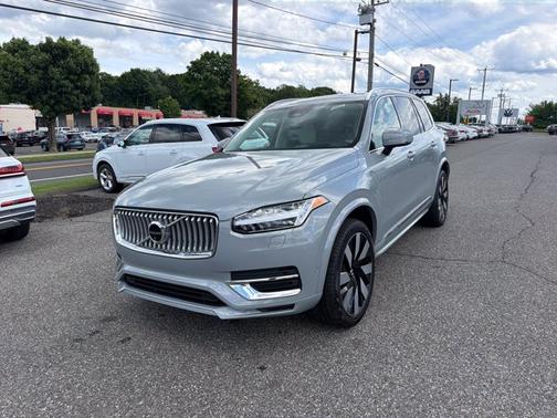 VAPOUR GREY MET 2024 Volvo XC90 Recharge Plug-In Hybrid Ultimate Bright Theme