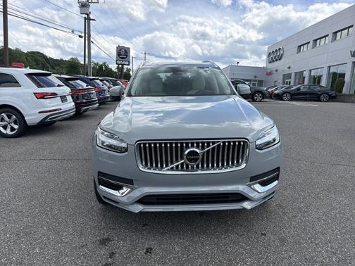 VAPOUR GREY MET 2024 Volvo XC90 Recharge Plug-In Hybrid Ultimate Bright Theme