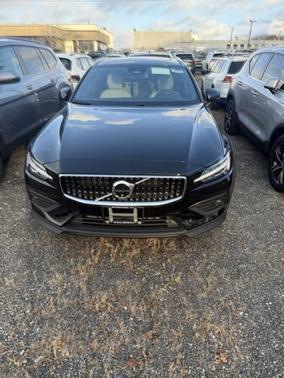 2026 Volvo V60 Cross Country Ultra