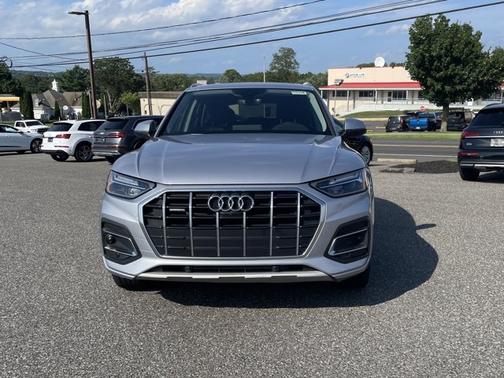 2023 Audi Q5 Premium Plus