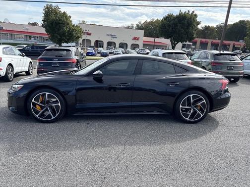 2023 Audi RS e-tron GT 4DR QTRO