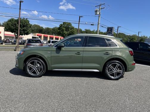 2024 Audi Q5 S line Premium