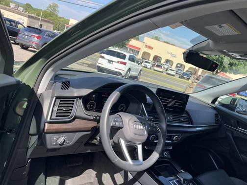 2024 Audi Q5 S line Premium