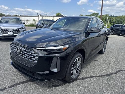 2025 Audi Q5 Premium