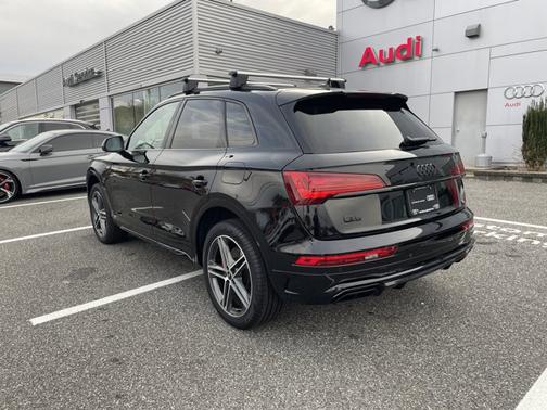 2024 Audi Q5 S line Premium Plus
