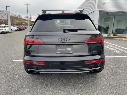2024 Audi Q5 S line Premium Plus