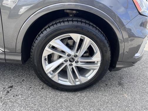 2021 Audi Q7 Premium Plus