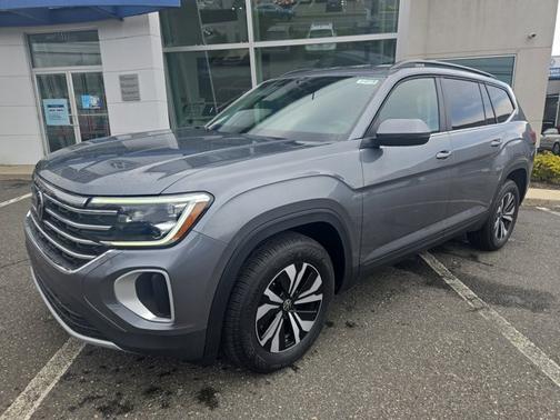 2025 Volkswagen Atlas 2.0T SE