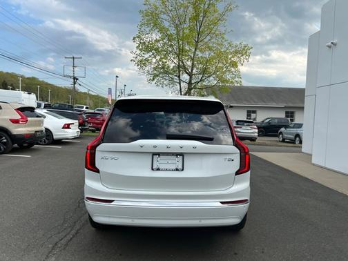 2025 Volvo XC90 Plug-In Hybrid Ultra