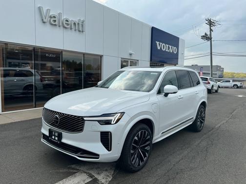 2025 Volvo XC90 Plug-In Hybrid Ultra