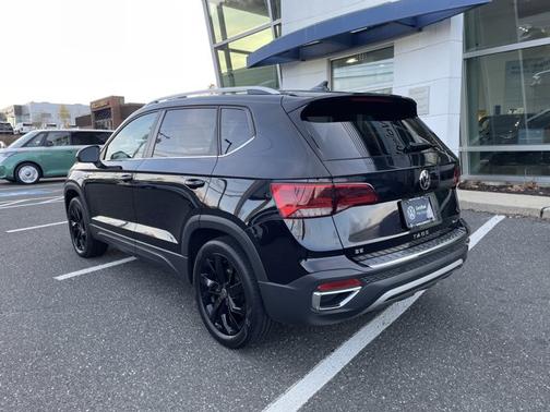 2023 Volkswagen Taos SE
