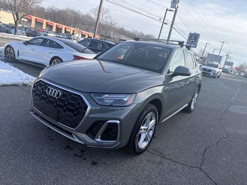 2023 Audi Q5 S line Premium Plus