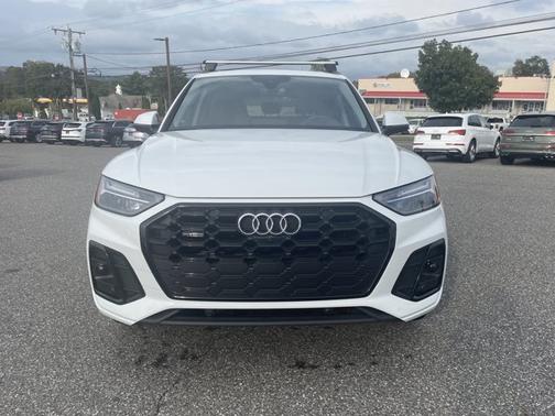 2023 Audi Q5 S line Premium Plus