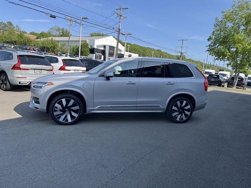 2023 Volvo XC90 Recharge Plug-In Hybrid Ultimate