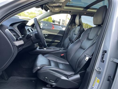 2023 Volvo XC90 Recharge Plug-In Hybrid Ultimate