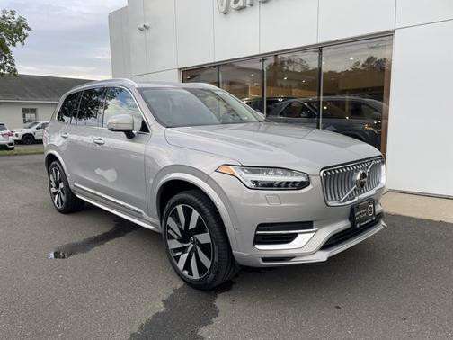 2023 Volvo XC90 Recharge Plug-In Hybrid Ultimate