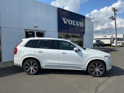 2025 Volvo XC90 Plug-In Hybrid Core