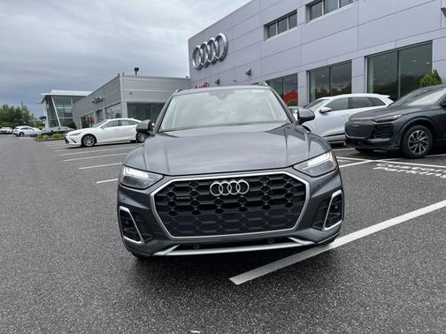 2024 Audi Q5 S line Premium