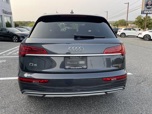 2023 Audi Q5 Premium Plus