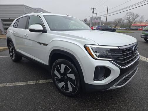 2025 Volkswagen Atlas Cross Sport 2.0T SEL
