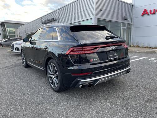 2023 Audi SQ8 Prestige
