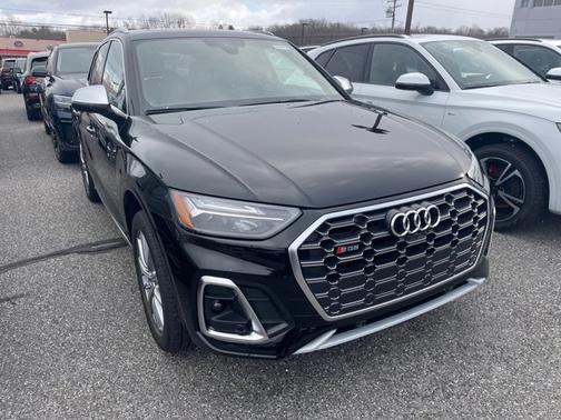 2025 Audi SQ5 Premium Plus