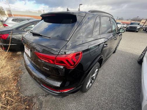 2025 Audi Q3 S line Premium
