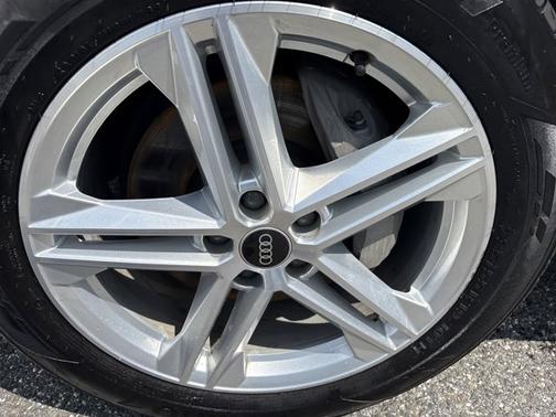 2021 Audi Q5 Premium