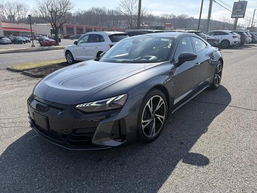 2022 Audi e-tron GT Prestige