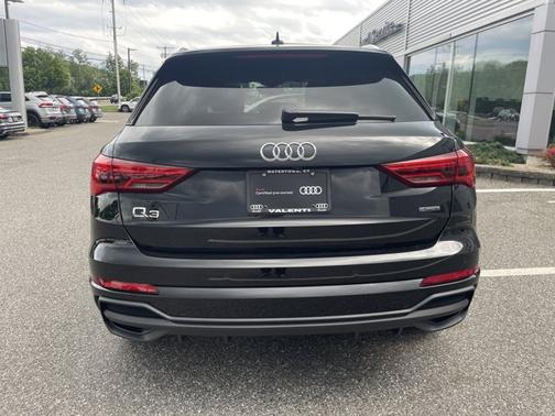Mythos Black Metallic 2025 Audi Q3 S line Premium Plus