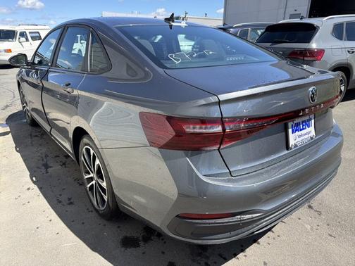 Platinum Gray Metallic 2026 Volkswagen Jetta Sport