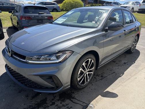 Platinum Gray Metallic 2026 Volkswagen Jetta Sport