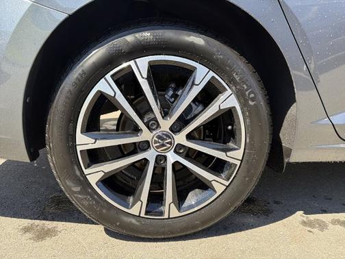 Platinum Gray Metallic 2026 Volkswagen Jetta Sport