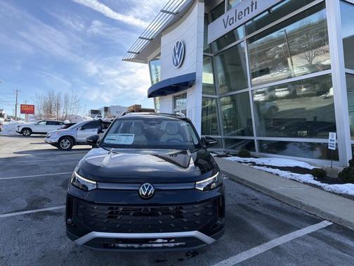 2025 Volkswagen Tiguan SE