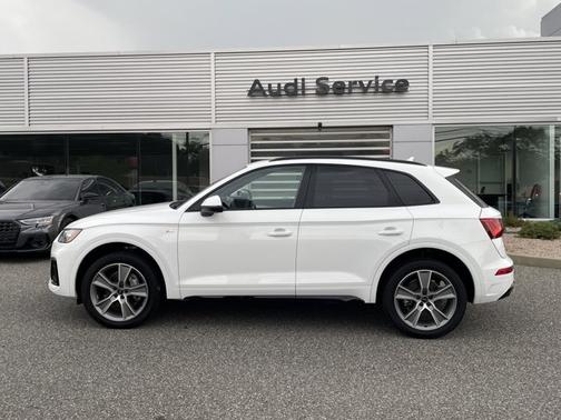 2025 Audi Q5 S line Premium