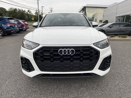 2025 Audi Q5 S line Premium