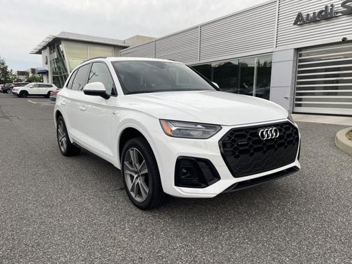 2025 Audi Q5 S line Premium